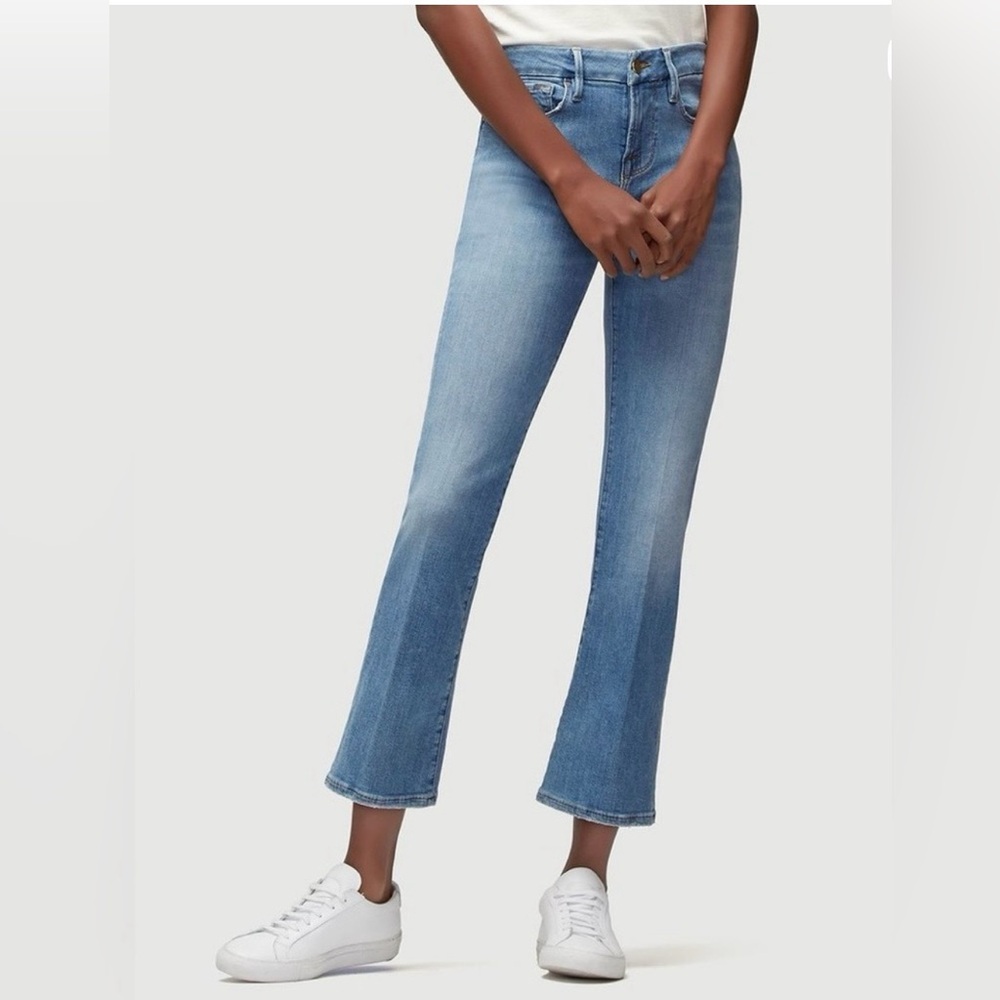 NWT. Frame Denim Le Crop Mini Boot Jeans